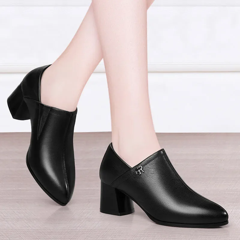 Botas Femininas Women Cute Black Patent Leather Comfort Slip on Ankle Heel Boots Lady Cool Spring Autumn Elegant Heel Shoes A242