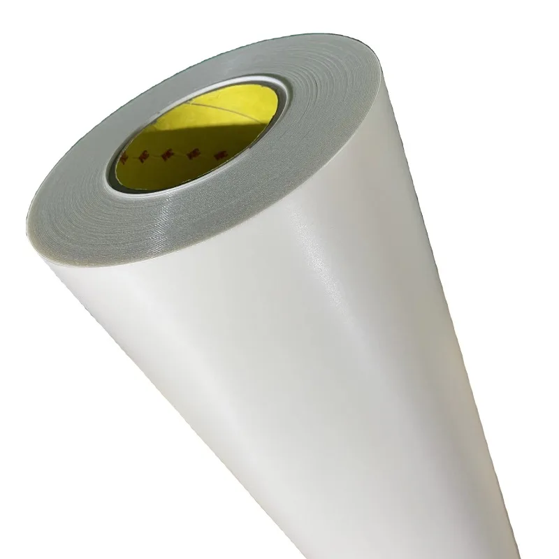 

180C-10 производит высококачественную долгосрочную графическую клейкую активированную давлению, непрозрачную белую виниловую пленку для печати.