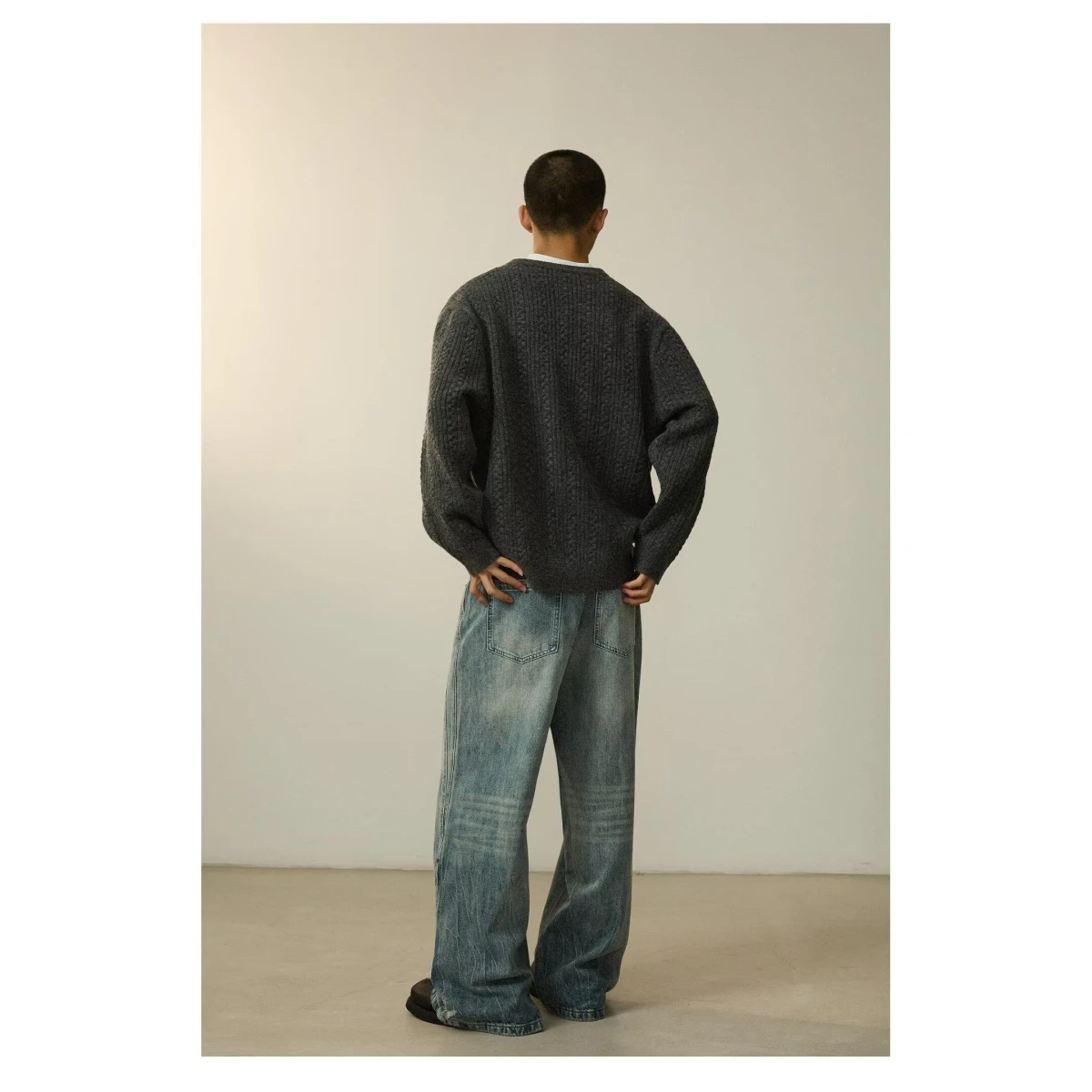 Suéter de Punto Casual Retro Americano con Cuello en V para Hombre, Color Puro, Ropa Exterior, Estilo Nuevo de Otoño Invierno...