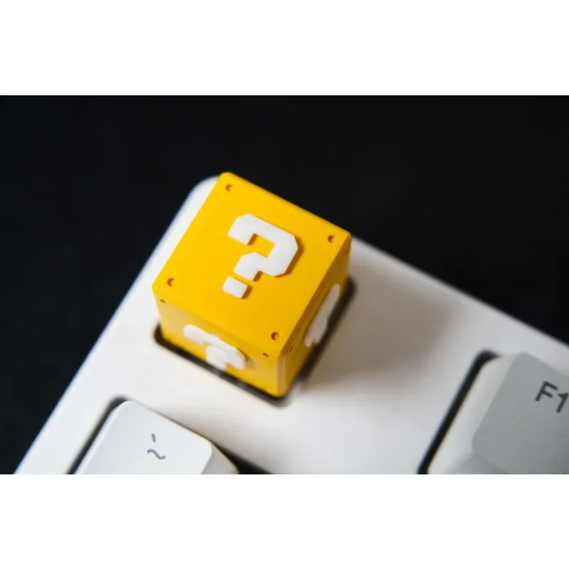 MINISO 1Pc 3D Punto interrogativo Keycap Personalità personalizzata Tastiera meccanica fai da te Singolo keycap giallo