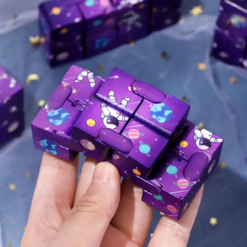 Infinite Flip Toy Anti Anxiety Stress Relieving Fingertip Game Puzzle Stress Relieving Magic Pressure Toys Gifts