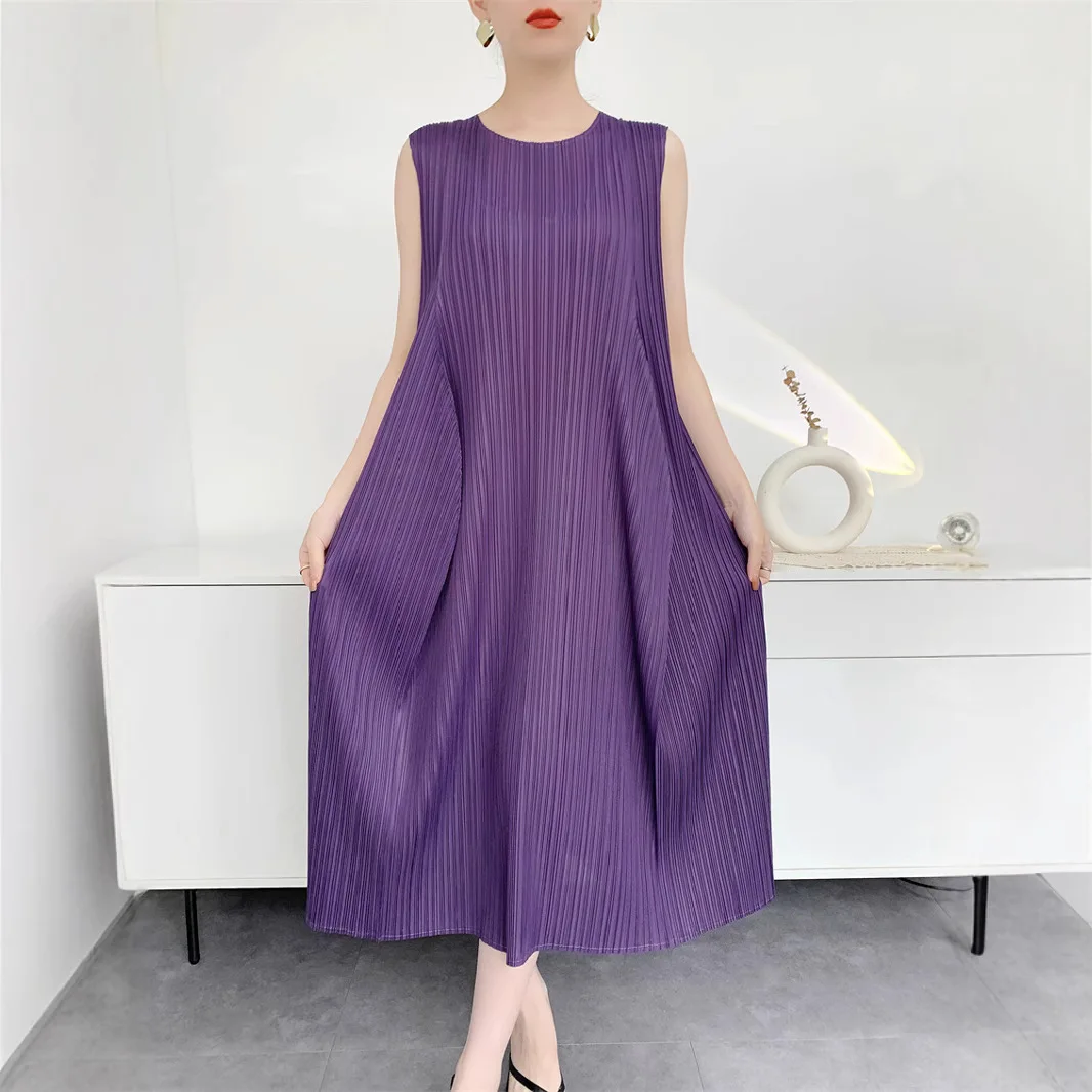 Fold Miyake Round Neck Pleated Dress Niche Design Temperament Casual Undershirt Dress 2025 Summer New Women's Clothing