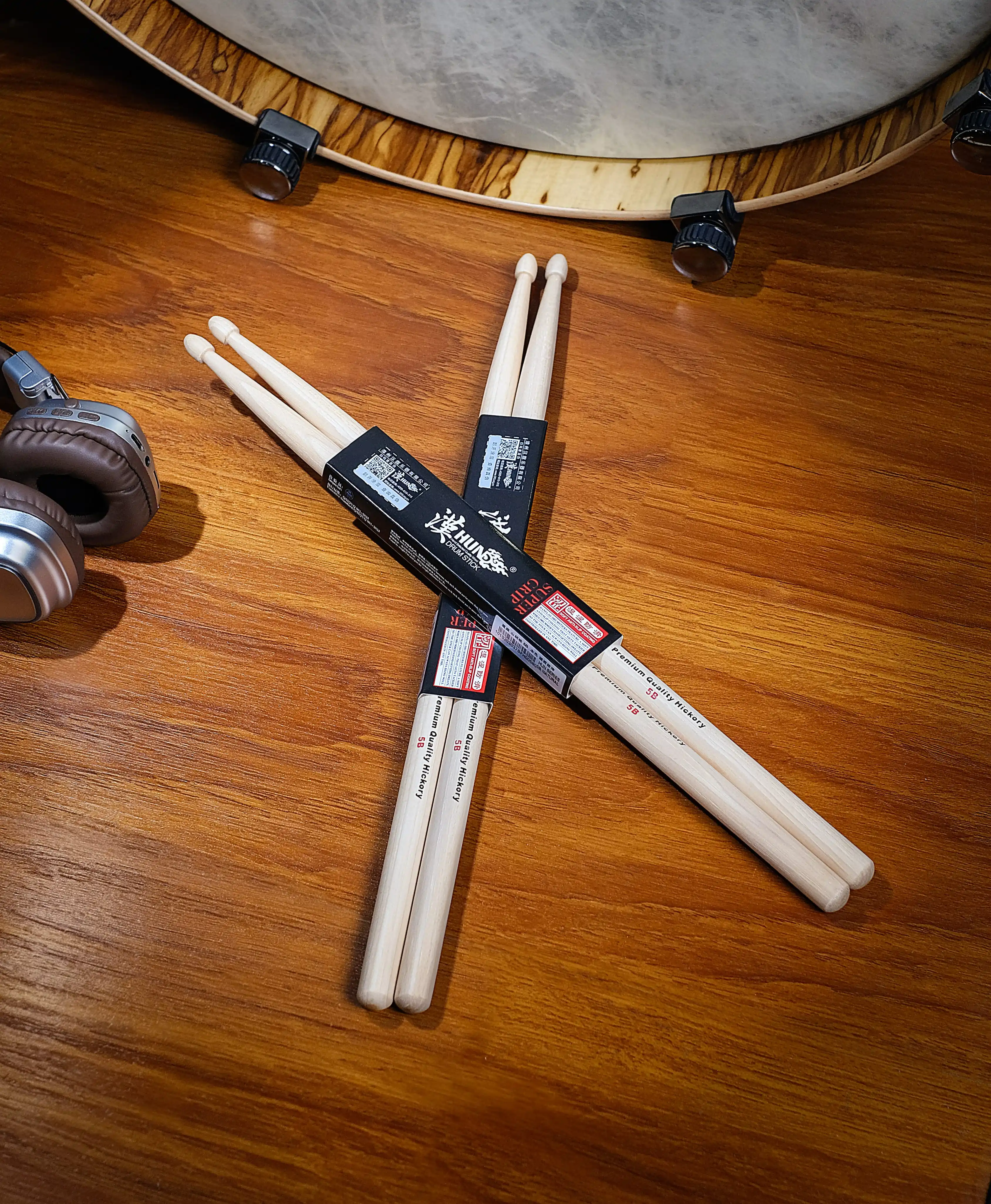 HUN 5B Drumsticks 2 Pairs Natural American Hickory Wood Tip Drum Sticks for Rock Metal Heavy Hitting Drum Set Practice Live