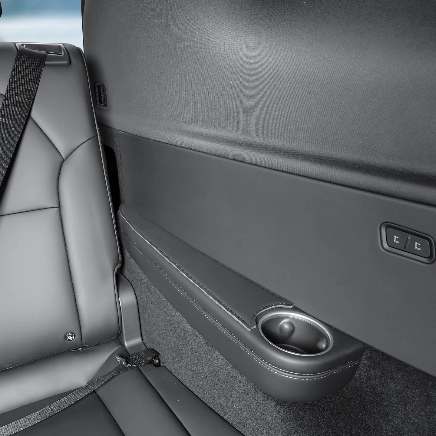 Geeignet für Tesla 6-Sitzer Modell YL, Seitliche Armlehnenauflage für die dritte Reihe, Innenraumschutzauflage, Kratzschutz-Aufkleber – Detail 3
