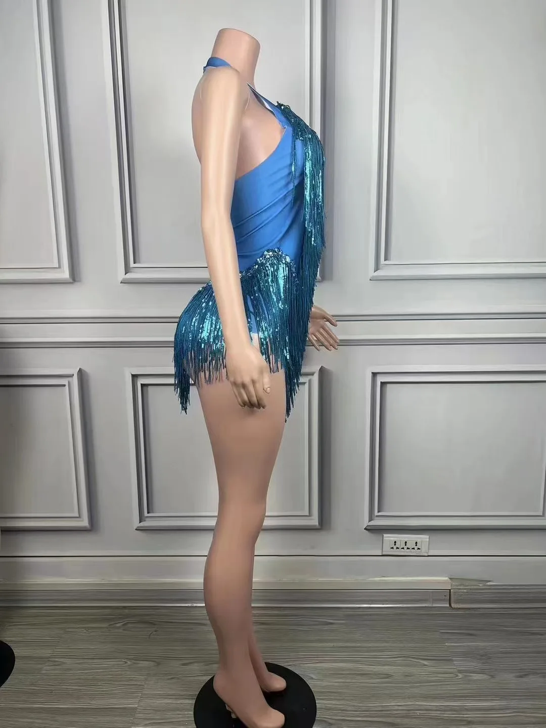 2024 Nieuwe Hot Style Glanzende Kwastje Latin Dans Rok Strakke Afslanken Temperament Sexy Ultra Korte Jumpsuit