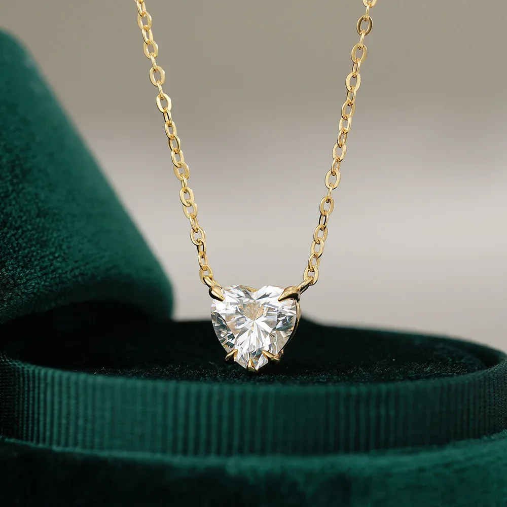 

Luxury D Color VVS1 8x8mm Heart Moissanite Women's Necklace Pendant -Gold Plated Wedding Pendants & Bridal Engagement Gift
