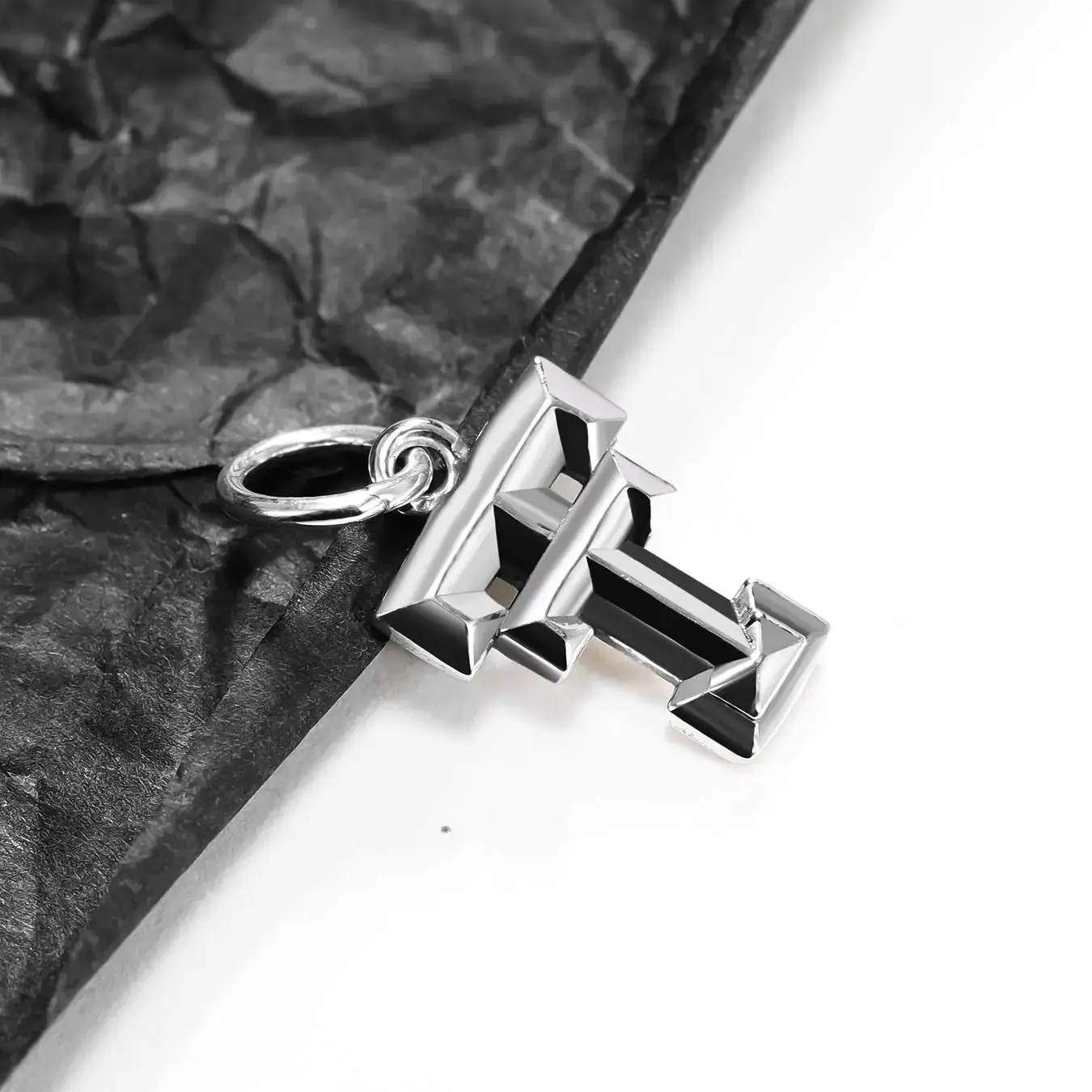 

DJ104 genuine 925 sterling silver fashionable and exquisite keychain accessory with Texas Tech University pendant