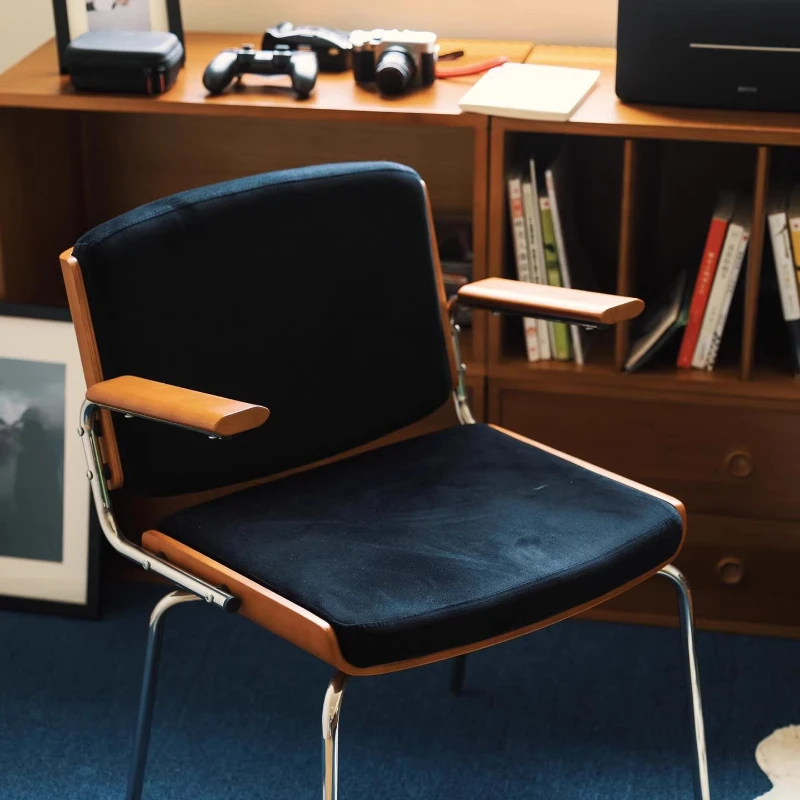 

Medium retro style solid wood Bauhaus leisure sofa, desk