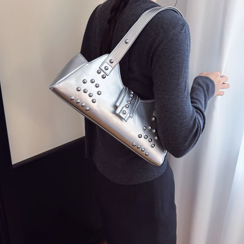 Fashion Solid Color PU Zipper Rivet Light Luxury Sweet Shoulder Bags for Women 2026 High Quality Temperament Concise Handbags