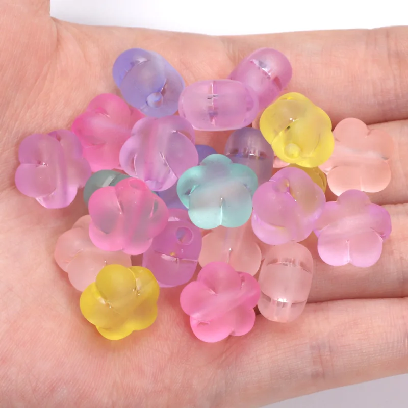 30 stücke 13mm transparente Blumen form Perlen Acryl Charme lose Spacer Perlen für DIY Schmuck Herstellung Armband Halskette Handwerk