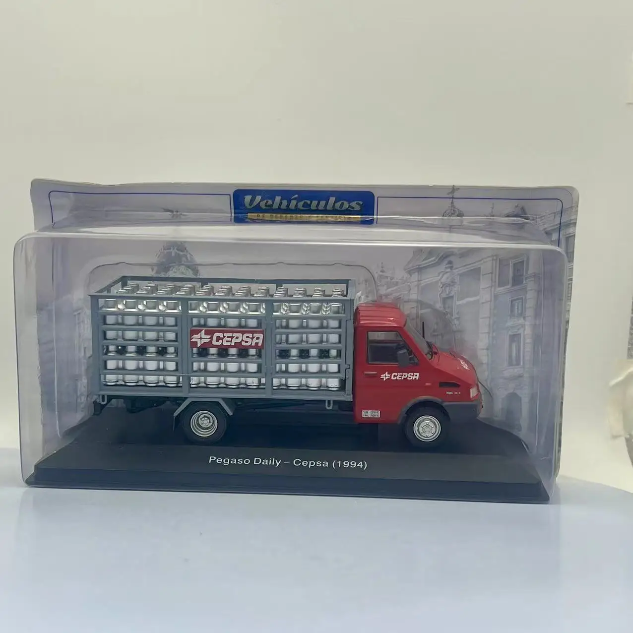 Diecast 1/43 Scale Pegaso Daily Cepsa 1994 Spanish Pegaso Iveco Model Alloy Car Model Collectible Toy Gift Souvenir Display
