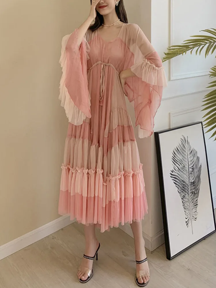 

Woman Dress Pink Cake With Lined Mesh Flare Sleeve Drawstring Waist Elegant Fashion Beach Style 2024 New Summer 15HT424