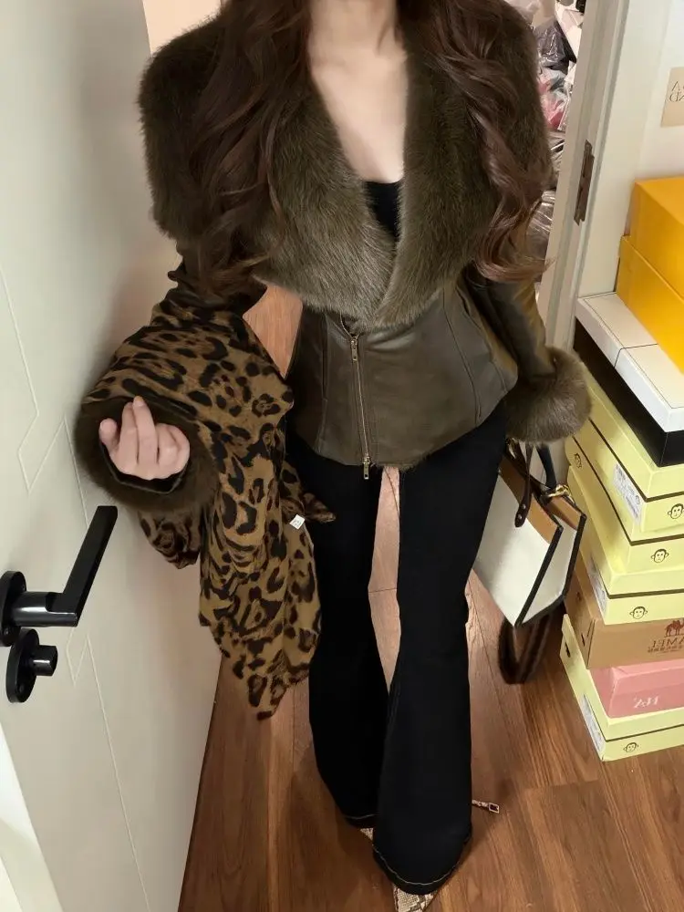 Winter Vintage Chic Slim Fit Warm Coats Women Fur Collar Elegant Leather Slim Fit Jacket Streetwear Korea Fashion Design Clothes