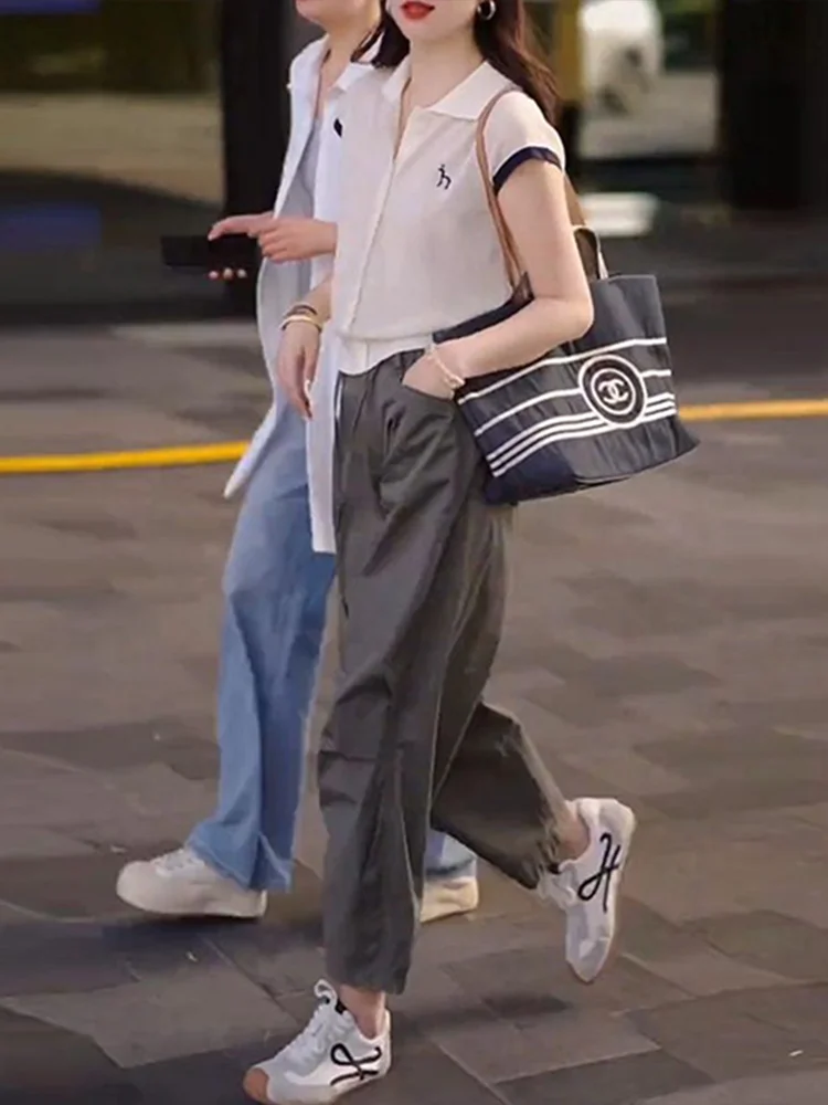 

Повседневный летний модный комплект: женская футболка с воротником и коротким рукавом, брюки с высокой талией и широкими штанинами, универсальный комплект из двух предметов