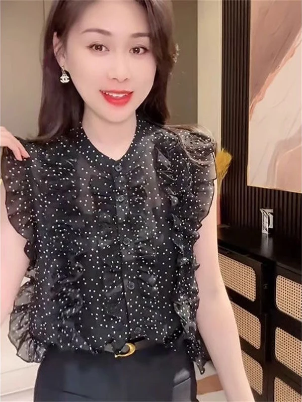 

Summer 2025 Polka Dot Print Chiffon Blouse Wooden Design Sensation Lace Sve Flng Sve Anti Aging Women's irt