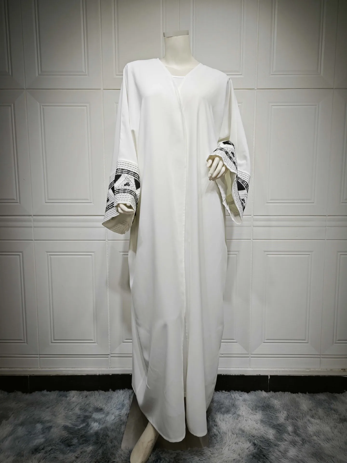 Arabische Stickerei bestickte Robe Mode tragen Abaya Robe muslimische Frauen lange lose Maxikleid