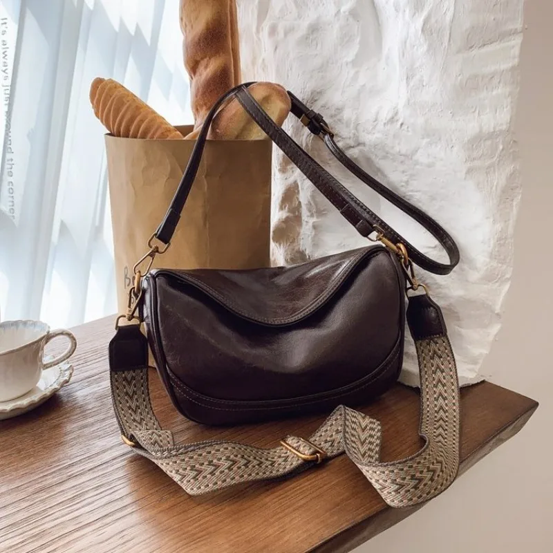 Women's Designer Diaper Bags: Classic Leather Crossbody Messenger, Minimalist Vintage Elegant Fashionable Large Capacity Tote