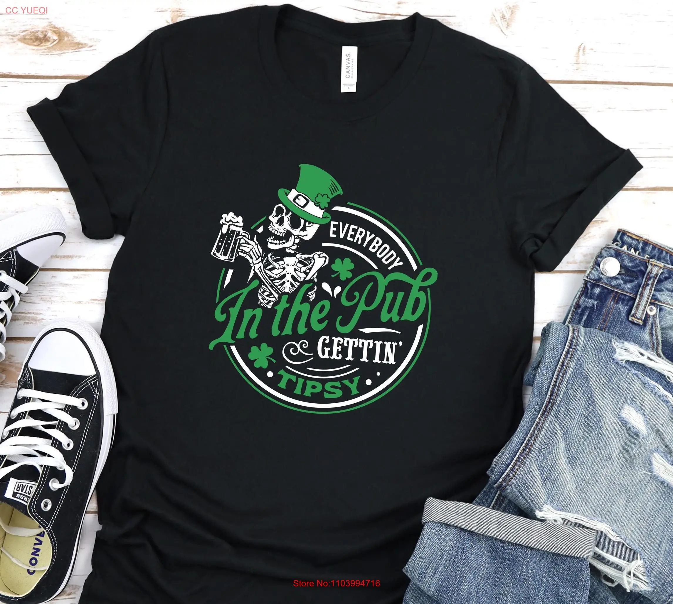 Everybody in the Pub Gettin' Tipsy T Shirt Bar Hopping St Patricks Day Funny Drinking Crawl Party Top