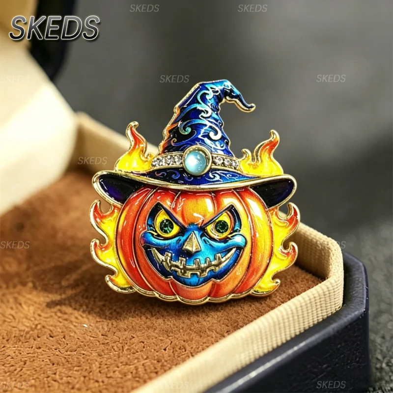 SKEDS Halloween Kürbis-Hexe Emaille-Brosche Feuerzauberer-Hut Anstecknadel für Damen und Herren Halloween-Party Schmuck-Accessoires – Detail 1