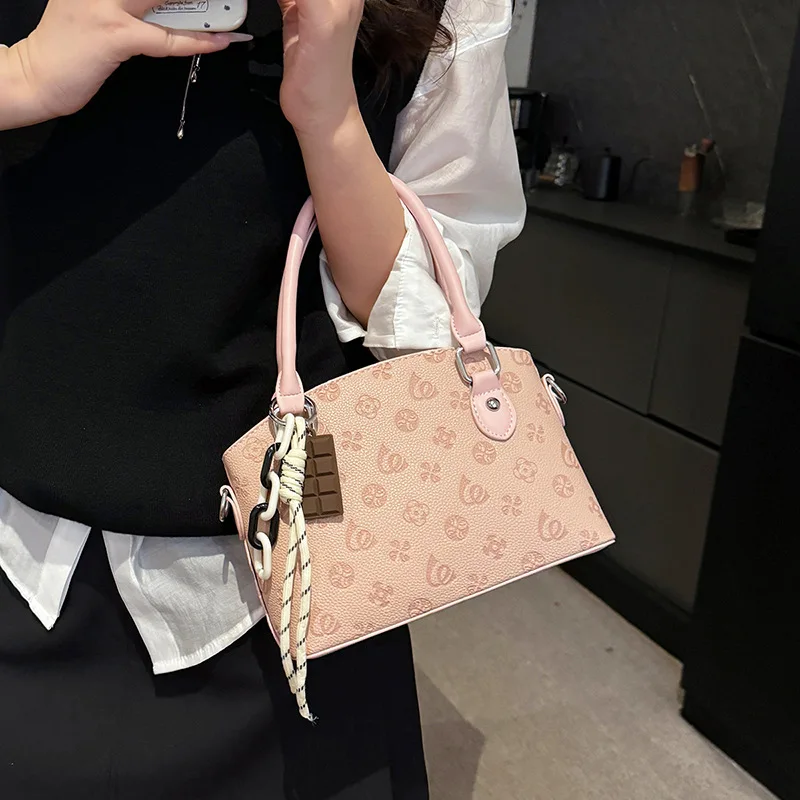 

‌2025 New Fashion Presbyopia Shoulder Bag - Large Capacity Messenger Purse for Girls, Foreign Style Versatile Commuter Bag‌