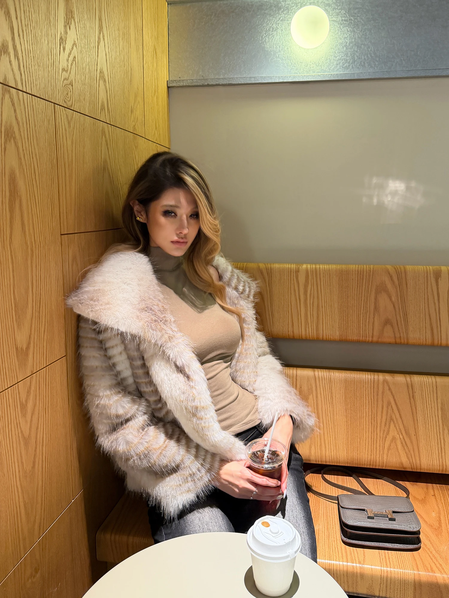 

Eco-Friendly ort Sle Women's Fur Coat Large Collar adient Color Hair Inteated Skin Warmth Youth Faion Winter Ou...