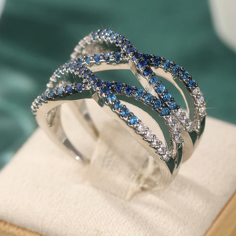 Schillernder Eingelegter Weiß-Blauer CZ Damenring Eleganter Silberfarbener Geometrischer Hohler Alltags- und Partyschmuck Jubiläumsgeschenk – Detail 4