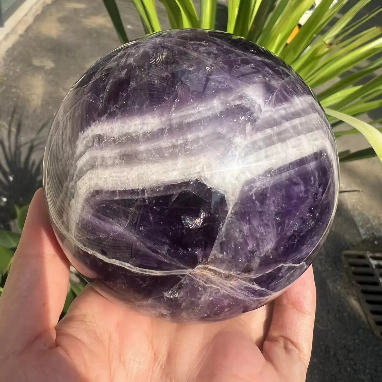 

8.8cm 958g Natural Dream Amethyst Ball Polished Massage Sphere Ball Reiki Healing Room Decor Crystal Crafts Stone