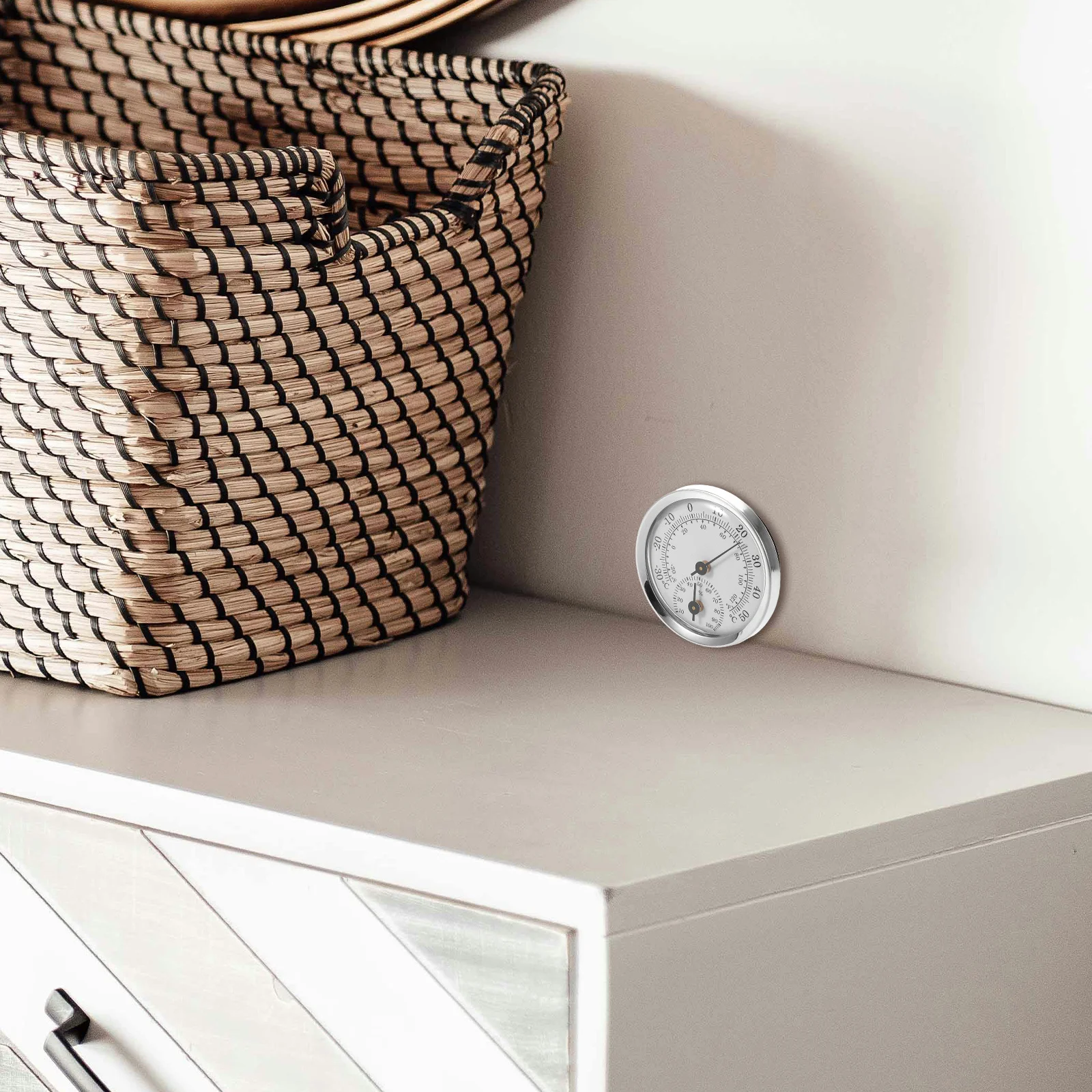 

Mini White Plastic Analog Thermohygrometer Compact Digital Thermometer Hygrometer for Indoor Temperature Humidity Measurement