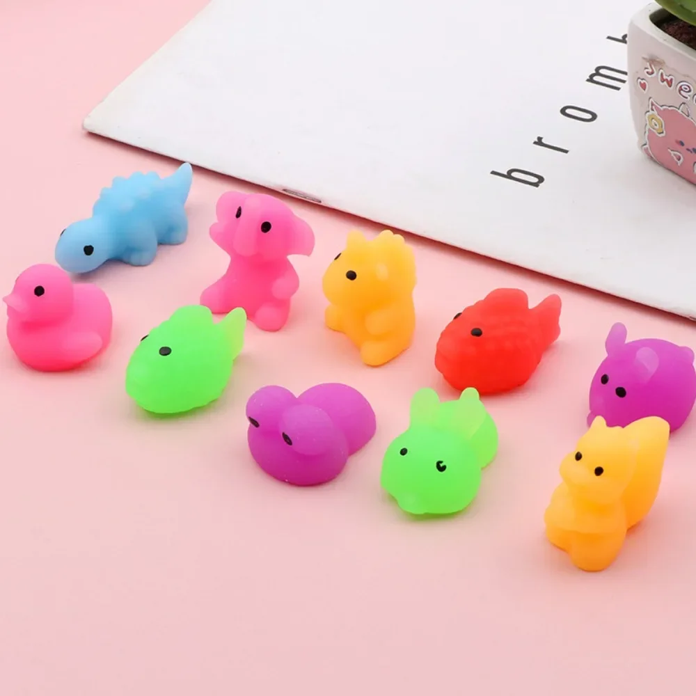 24/36 Pcs Fun Decompression Squeeze Animal Toy Children\'s Birthday Party Gift Pinata Candy Bag Filler Christmas Carnival Gift