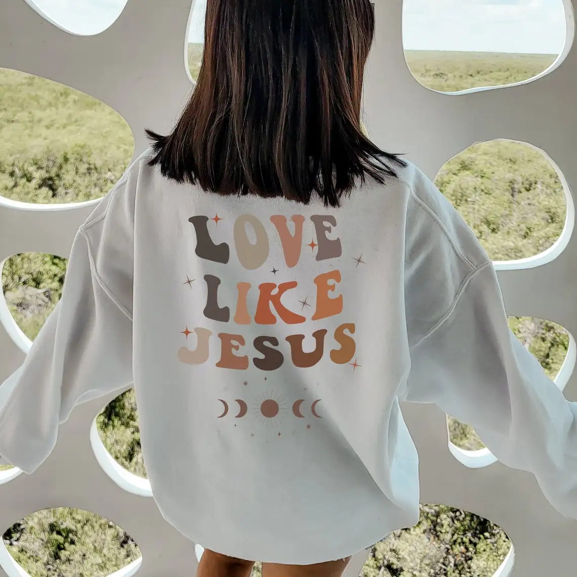 เสื้อสเวตเตอร์ผู้หญิงแขนยาวแนวสตรีทแบบสวมหัวพิมพ์ลาย Love Like Jesus แนววินเทจ