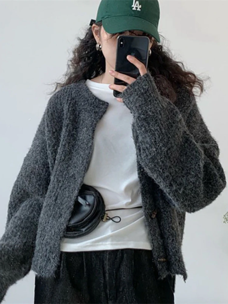 2023 Autumn and winter Korean version lazy knit sweater female loose coat female casual foreign style horn buckle thick coat