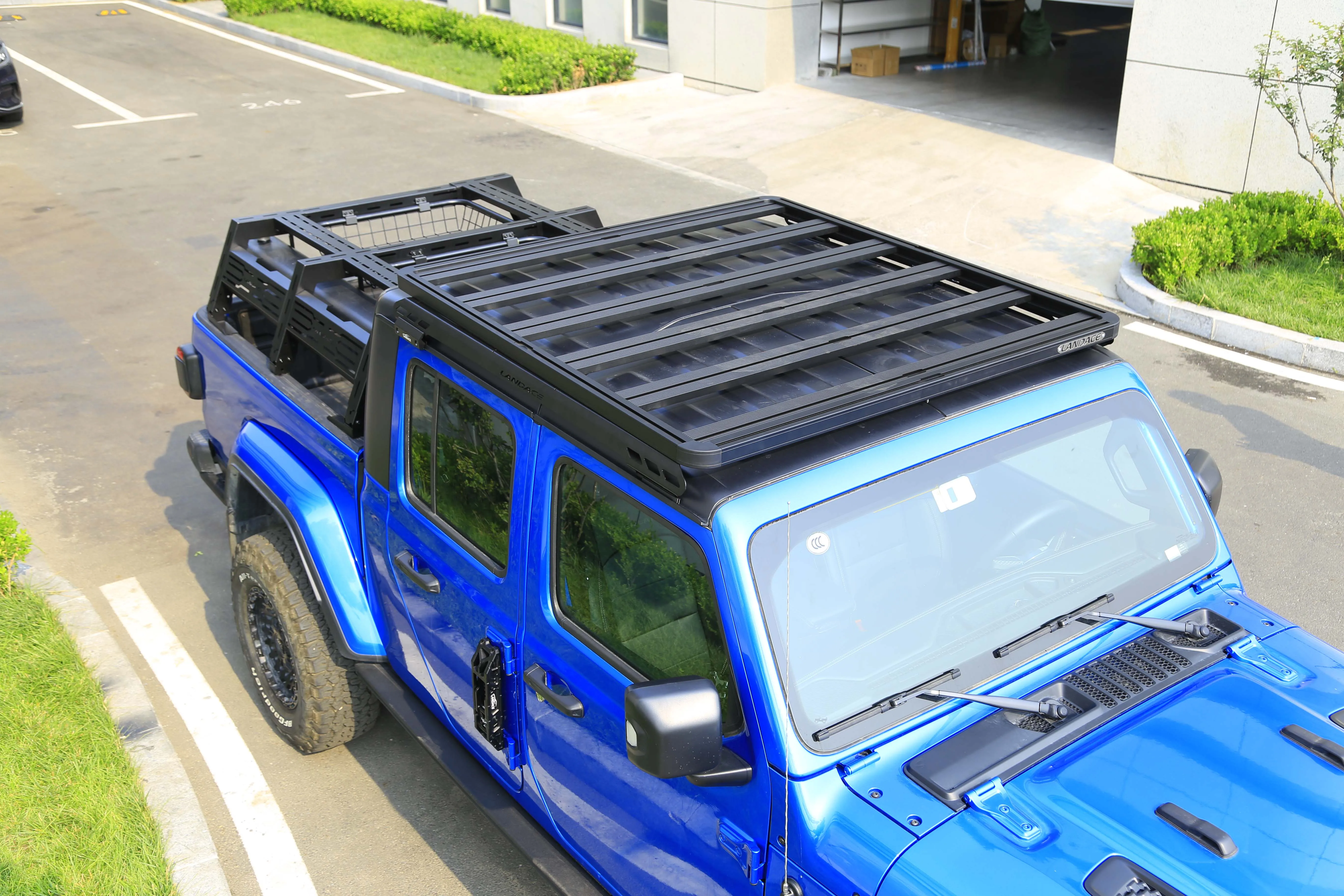 In Stock iron luggage carrier car 4x4 roof luggage racks jeep wrangler jk roof rack luggage rack For Sale