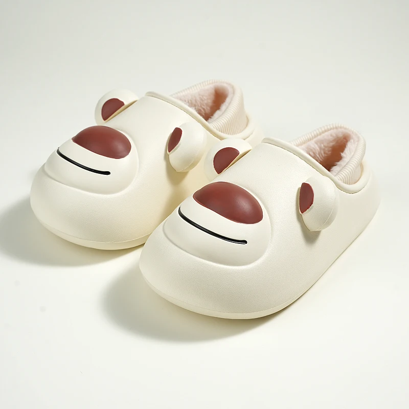 شباشب قطنية لطيفة للأطفال 2025 شتاء دافئ كارتون صبي وفتاة موضة مضادة للانزلاق يمكن ارتداؤها في الهواء الطلق