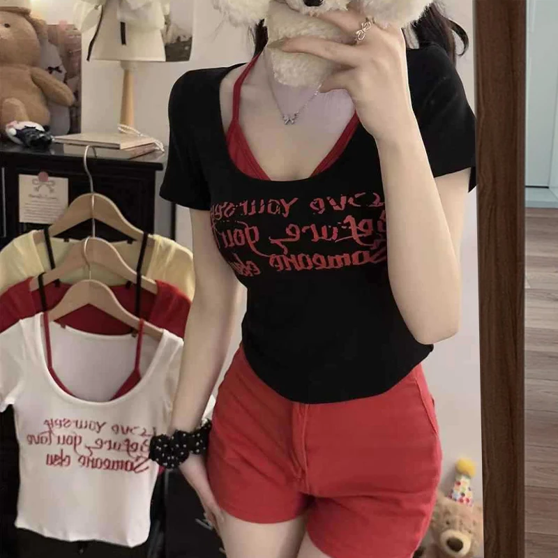 สาวเผ็ดย้อนยุคพิมพ์ลายการเย็บปะติดปะต่อกันปลอมสองเสื้อยืดแขนสั้นฤดูร้อนลำลองฮาราจูกุเซ็กซี่แฟชั่นสตรีทท็อป