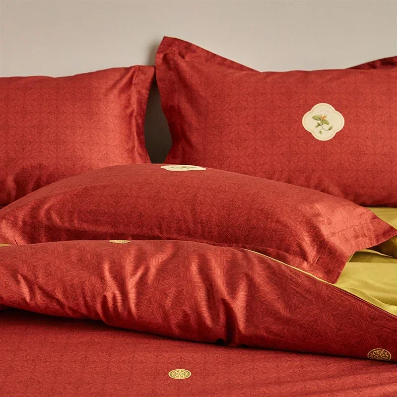 Red Wedding Four-piece Bedding  New Quilt Sheets