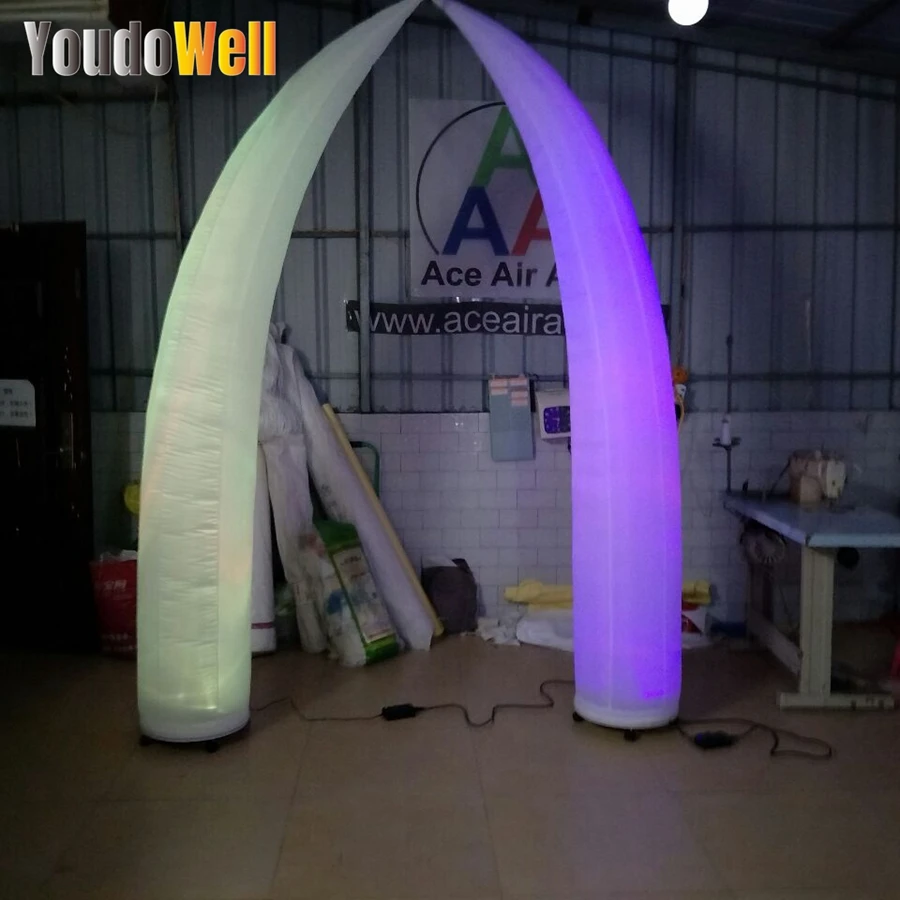 2.5m Inflatable Curved Cone High Straight Column with Color Variable LED Lights Suitable for Event Decoration