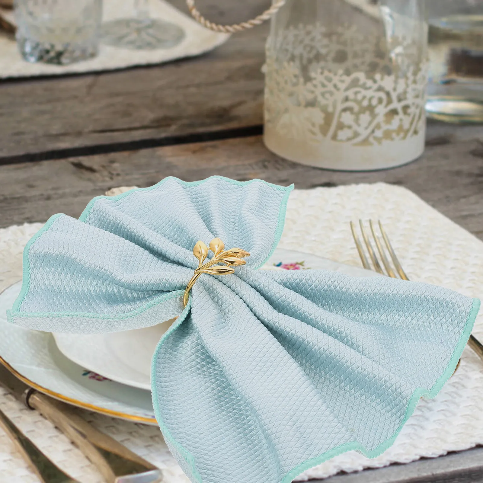 15Pcs Delicate Maple Leaf Napkin Rings Electroplated Alloy Napkin Clasps Party Table Decor Hotel Supplies Elegant Warm