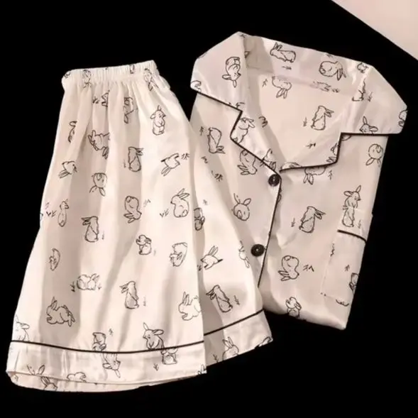 2-teiliges Damen-Pyjama-Set mit süßem Aufdruck, kurzen Ärmeln, Knopfleiste und Shorts, rosa Nachtwäsche, weiche, bequeme Homewear, lässige Loungewear-Pyjama-Set – Detail 4