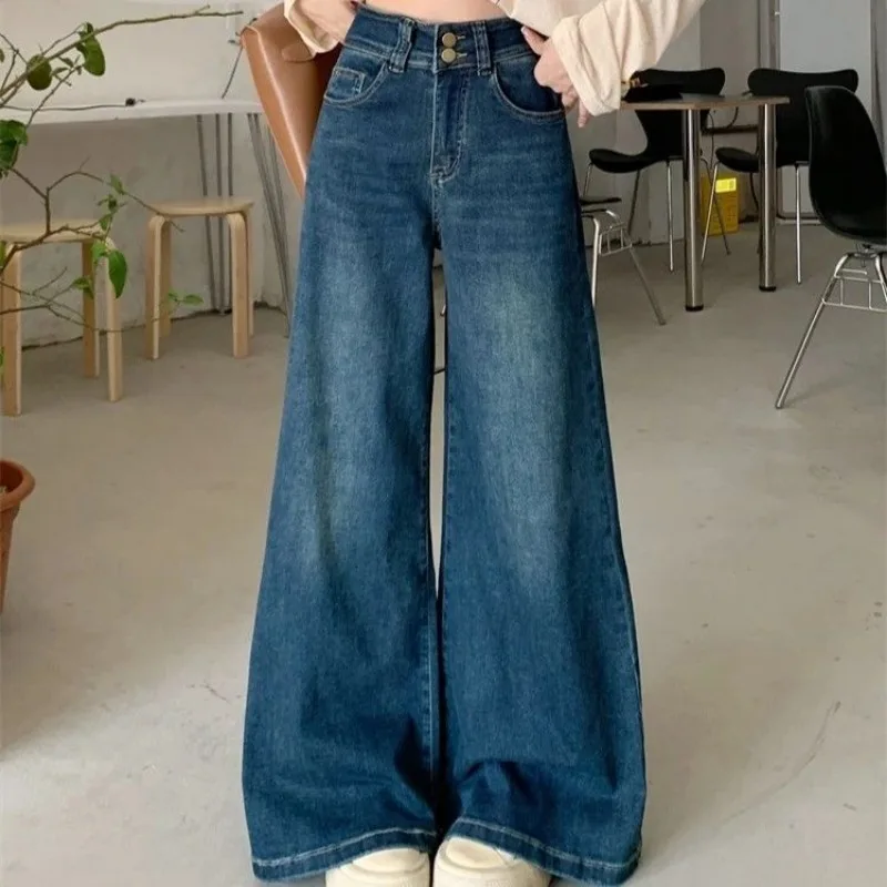 جينز عالي الخصر واسع الساق فضفاض مناسب 2025 موضة سراويل جينز مريحة تمتد Bootcut السراويل للنساء لباس غير رسمي كل يوم