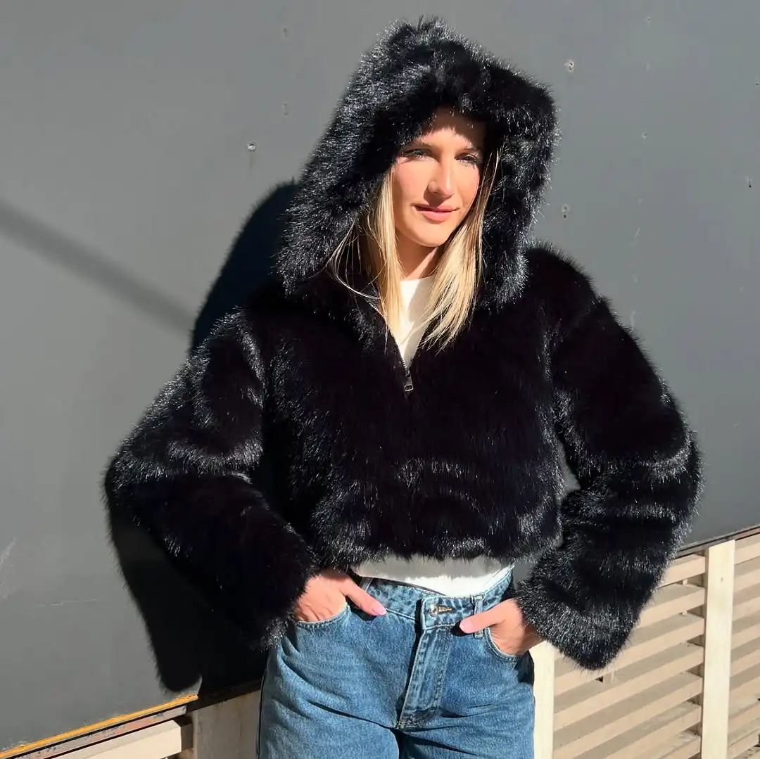 

Women Black Hooded Faux Fur Short Coat Casual Solid Zipper Long Sleeve Loose Fluffy Jacket Lady Winter Daily Street Outerwears