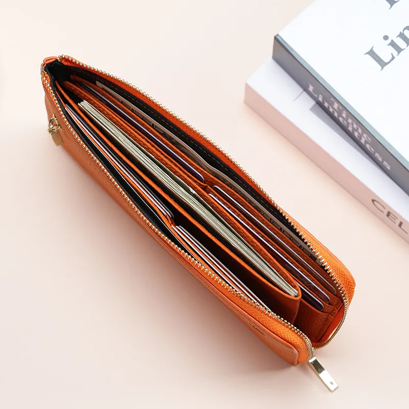 Leather women's wallet Long anti-theft coin Cowhide change bag Multi-card seat Women's Magsafe card holder wallet
