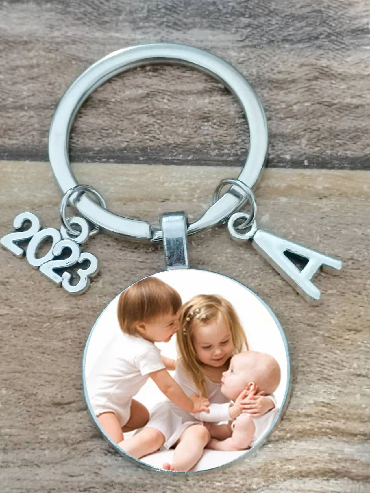 2023 Personalized Letter Photo Custom Keychain Family Keychain Gift. Diy Private Custom Key Chain Key Ring