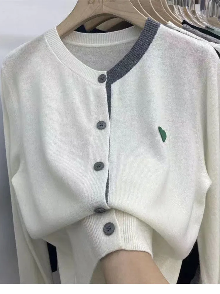 Primavera e autunno coreano delicato Cardigan lavorato a maglia donna Patch manica lunga fondo Top occidentale maglione di lana sciolto cappotto
