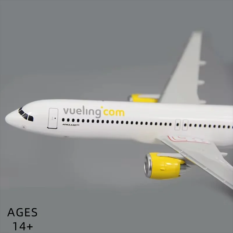 1:200 Scale Spanish Vueling Airlines Airplane Model A321 NEO ABS Plastic Model Collection Display Boutique Decoration