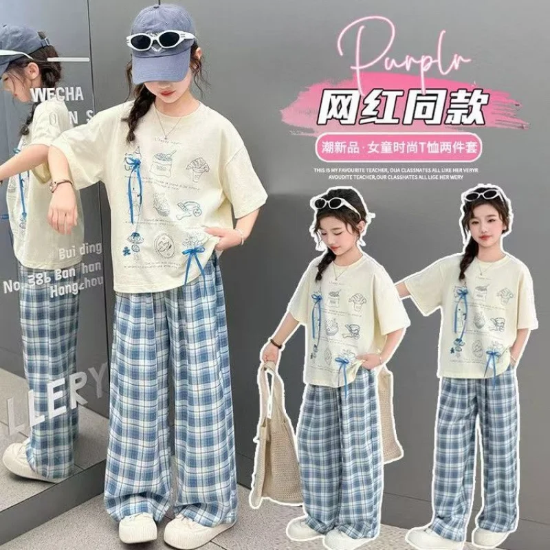 

Girls' Summer Suit2026New stylish children's summer outfit, two-piece set for older kids with short-sleeved shirt and casual pla