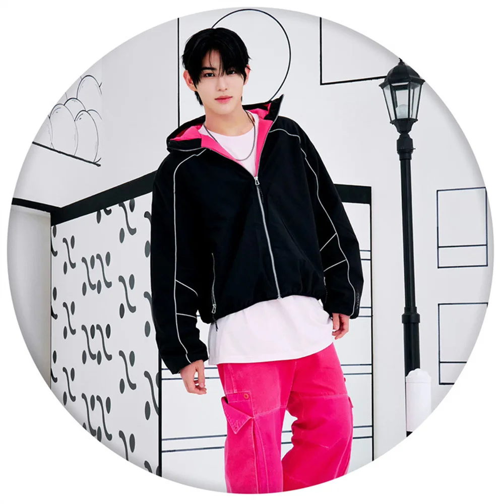 Kpop KICKFLIP معاينة الصور مفهوم الصور صفيح شارات مرآة سلاسل المفاتيح KYEHOON DONGHWA JUWANG DONGHYEON المشجعين الهدايا جمع #6