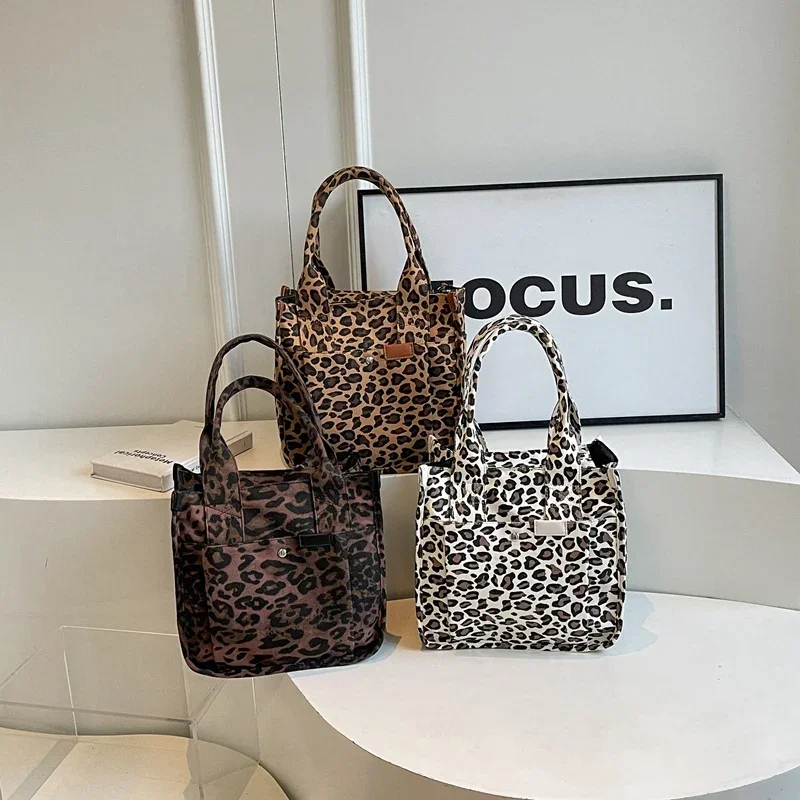 Nylon Zip Leopard Pattern Women\'s Shoulder Bag Large Capacity Tote Bag Fashionable Leopard Print Sewing Thread Shoulder Bag 2024