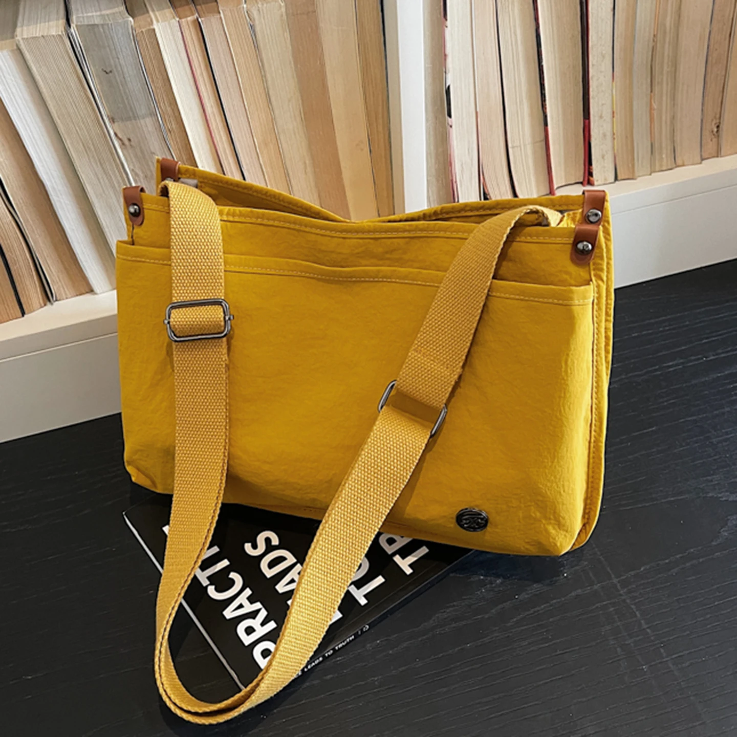 2026 New Yellow Canvas Bag Women Large Capacity Single Shoulder Slant Crossbody Bag Casual Commuting Simple Small Square Bag
