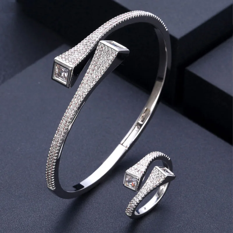 Fashion Horseshoe-Shaped Titanium Steel Micro-Inlaid AAA Zircon Creative Luxury Bracelet Ring Set