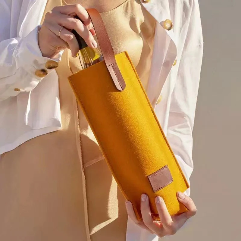 Felt Single‑Bottle Wine Bag Insulated Padded Wine Carrier Tote Portable Wine Cooler Gift for Wine Lovers Wedding Party